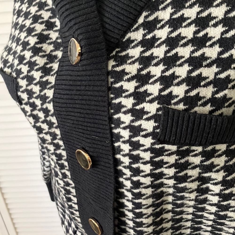 Corelle Black and White Houndstooth Cardigan size M excellent condition - Picture 4 of 7